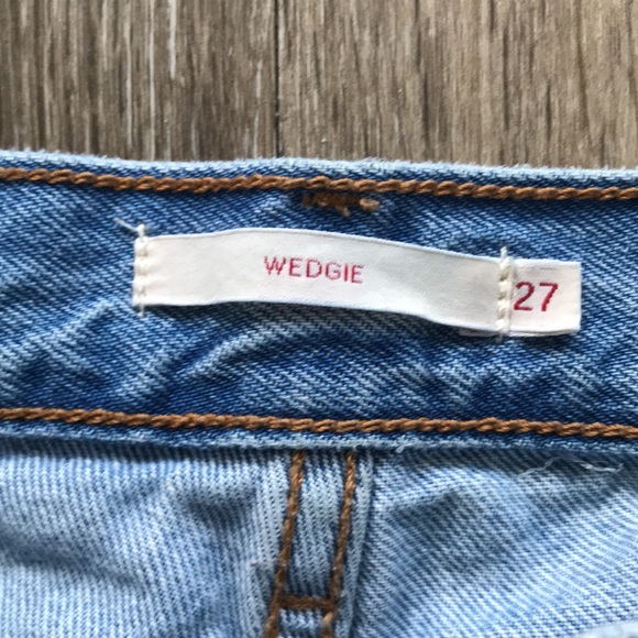 Levi’s Wedgie Jeans - Picture 8 of 11